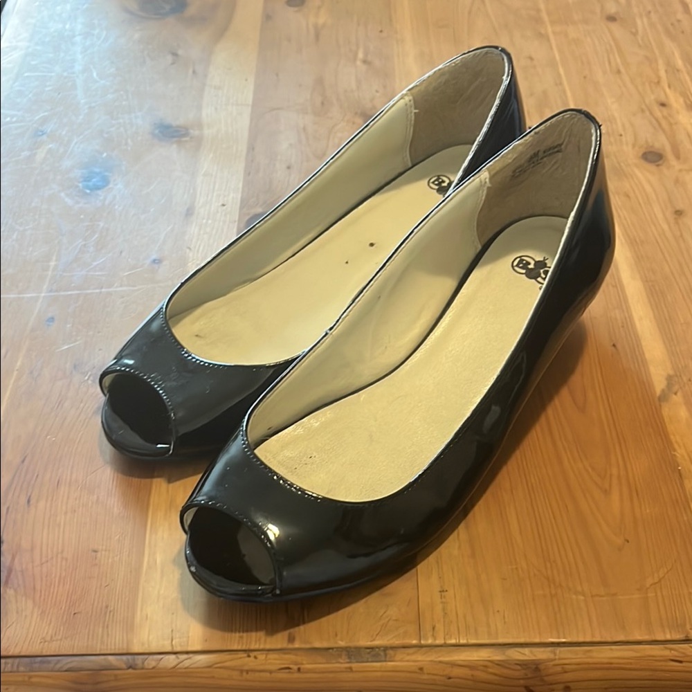 Elegant Black Peep-Toe Women's Shoes